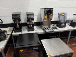 Robson Kay - Auction Date: 2025-07-01 - Category: High End Coffee Machines & Grinders