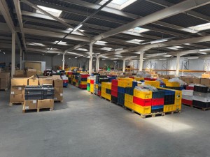 Robson Kay - Auction Date: 2025-07-22 - Category: 300 pallets of loose LEGO BRICK