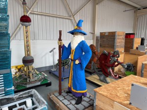 Robson Kay - Auction Date: 2025-07-22 - Category: 60 LEGO Sculptures