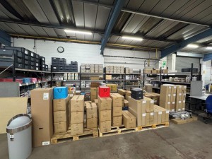 Robson Kay - Auction Date: 2025-07-29 - Category: Huge Quantities of Kitchen/Bathroom/Bedroom/Garden Storage items and more