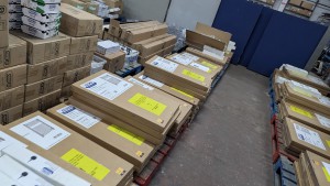 Robson Kay - Auction Date: 2026-02-17 - Category: Electrical Sockets, Switches, Lighting & Towel Radiators