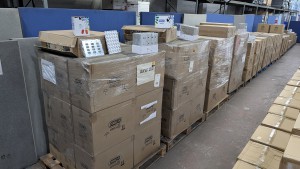 Robson Kay - Auction Date: 2026-04-21 - Category: Electrical Sockets, Switches & Lighting