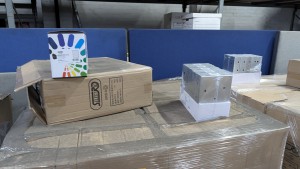 Robson Kay - Auction Date: 2026-04-21 - Category: Electrical Sockets, Switches & Lighting