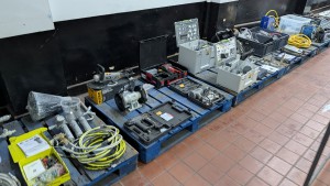 Robson Kay - Auction Date: 2026-04-21 - Category: Woodworking & Industrial