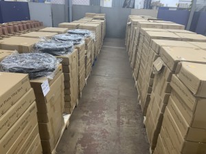 Robson Kay - Auction Date: 2022-09-06 - Category: 1,250 Elite Premium Olympic Bumper Plates