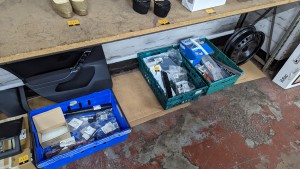 Robson Kay - Auction Date: 2023-01-31 - Category: Charity Sale of Designer Clothing & More