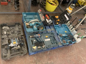 Robson Kay - Auction Date: 2023-07-11 - Category: Tools and equipment