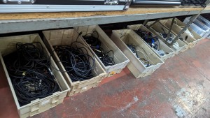 Robson Kay - Auction Date: 2023-10-31 - Category: Pro DJ and recording studio equipment